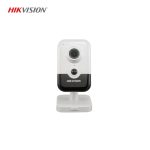 Hikvision DS-2CD2423G2-IW İP Bullet Kamera – hikvision DS-2CD2423G2-IW 2MP 2.8MM POE IR Cube Dahili Ses Kablosuz IP Kamera - 20m IR Mesafesi